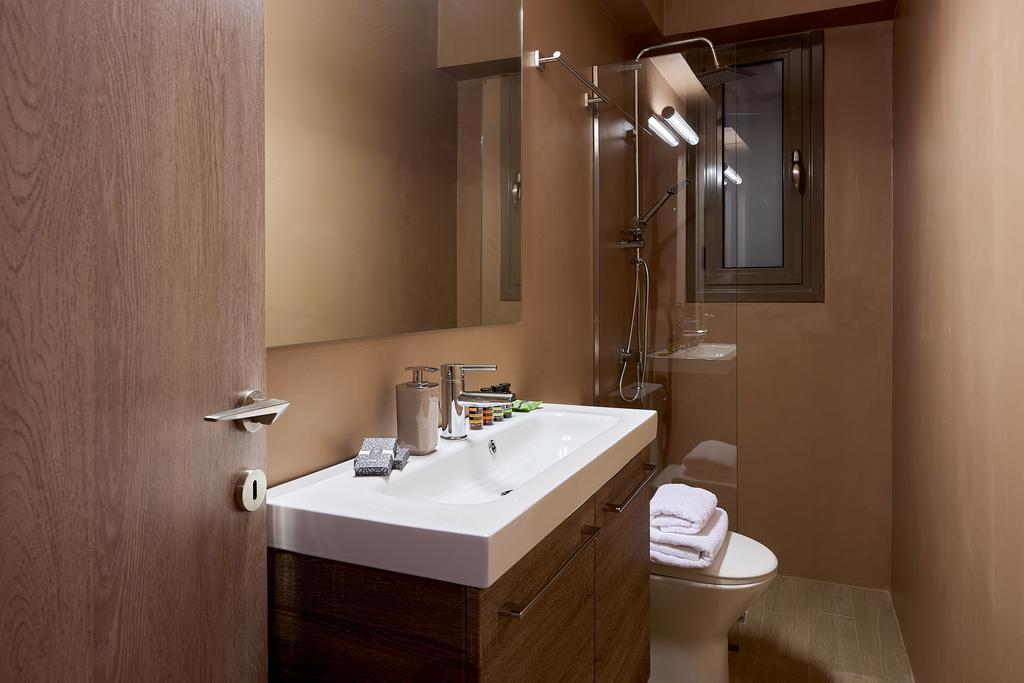 Elaia Luxury Suites Lagonisi Exterior photo