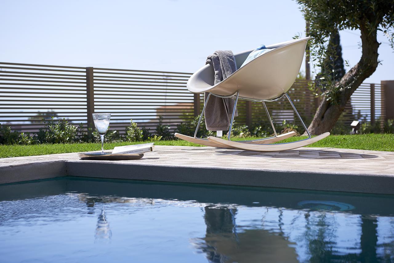 Elaia Luxury Suites Lagonisi Exterior photo